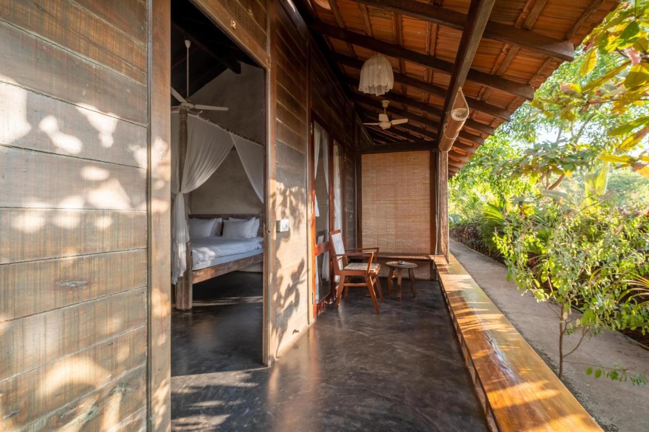 The Artist Cottages Morjim Eksteriør bilde