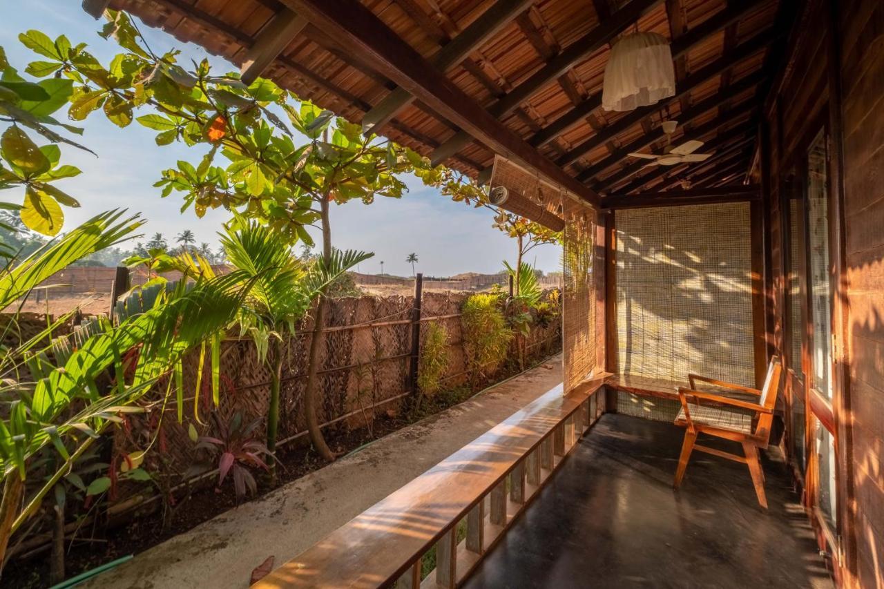 The Artist Cottages Morjim Eksteriør bilde