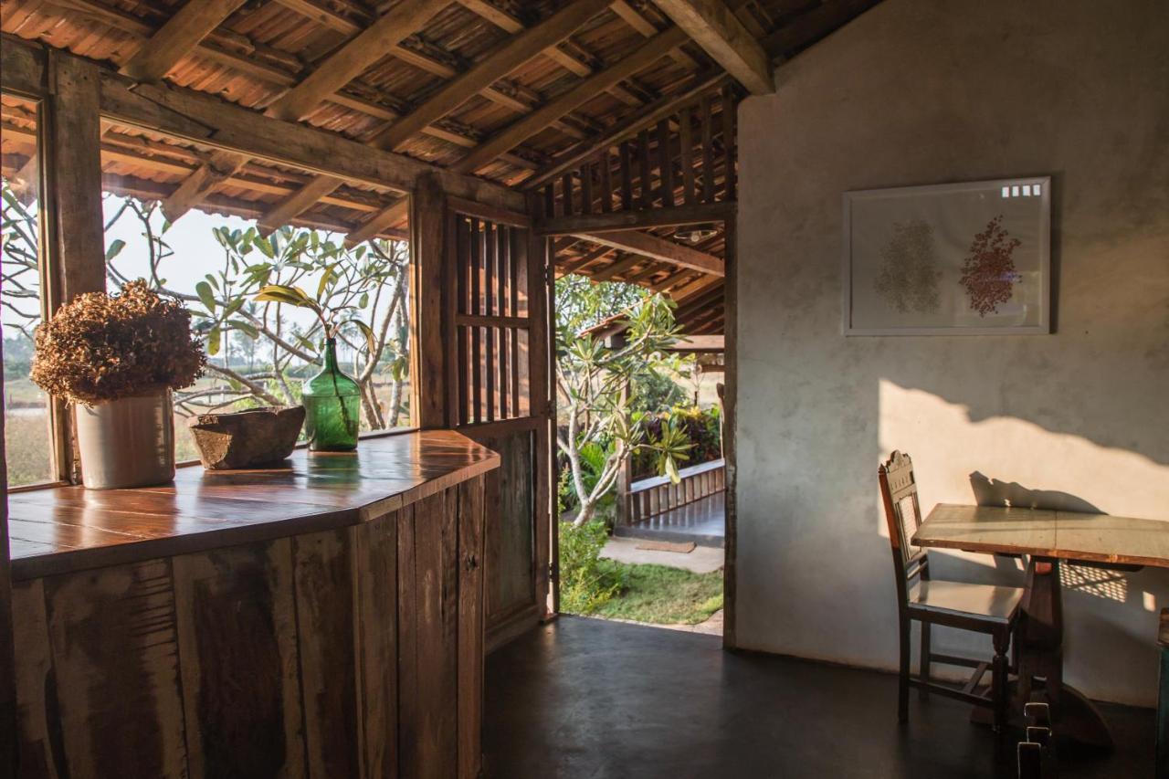 The Artist Cottages Morjim Eksteriør bilde